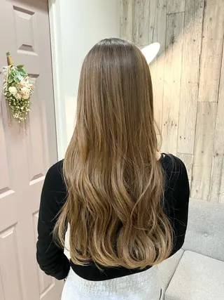 ロング 藤田 七海のヘアスタイル