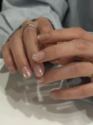 ネイル キャンアイドレッシー荻窪所属・n risaのネイルデザイン