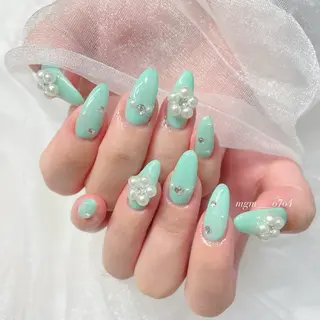 ネイル MoON...❤︎ MeGuのネイルデザイン