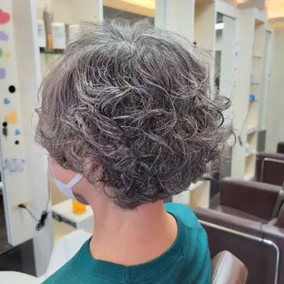 ショート 遠藤 史秋のヘアスタイル