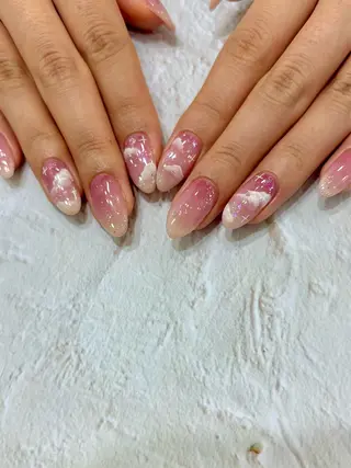 ネイル 安藤 彩乃のネイルデザイン