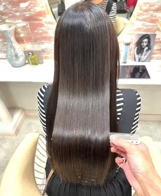 ロング ❤️ブリーチなし💚 ダブルカラー平野実花のヘアスタイル