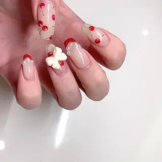 ネイル ネイルリボン 受付スタッフのネイルデザイン