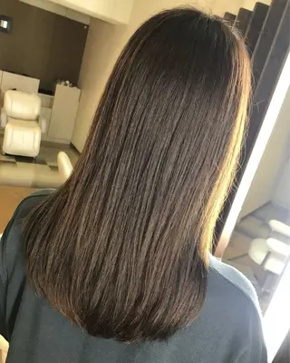 ロング corte【コルテ】所属・ナオイ ユウキのヘアスタイル