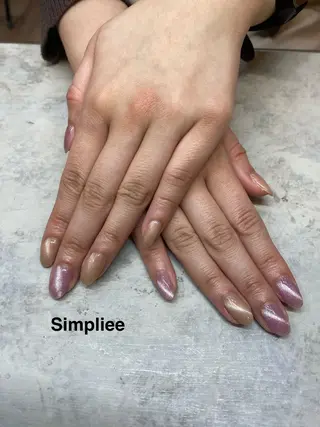 ネイル シンプリーワン 渋谷店🪄MOENAのネイルデザイン