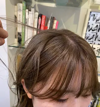 ミディアム カラー 永田 愛莉のヘアスタイル