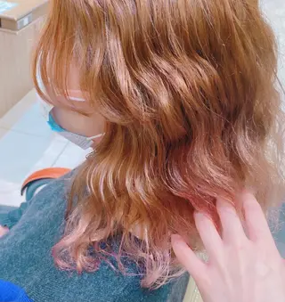 ミディアム カラー パーマ 古川 琴美のヘアスタイル
