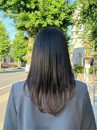 セミロング echelle所属・るな/echelle 【カットモデル募集】のヘアスタイル