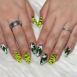 ネイル VIOLA .nailのネイルデザイン