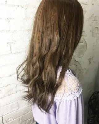 ロング カラー boutique misakiのヘアスタイル