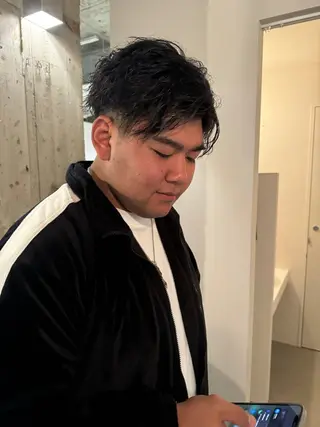 ショート パーマ 森田 鴻之介のヘアスタイル