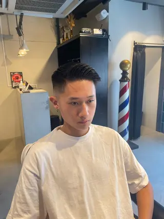 ショート 新宿スキンフェード 佐藤京介のヘアスタイル