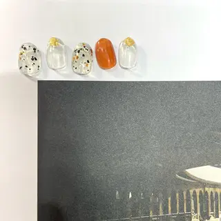 ネイル anyora nail salon所属・大人ワンホン キラキラ／Ayanoのネイルデザイン