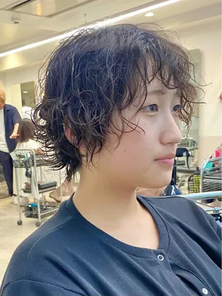 ショート パーマ 会田 渡夢のヘアスタイル