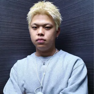 カラー メンズ ハイトーン/パーマ/ メンズ / 櫻本🌐のヘアスタイル