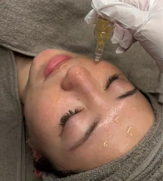 Salon【yuzu.】所属・🍊肌管理×美眉 【yuzu.】の眉毛・アイブロウイメージ