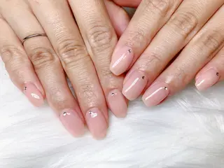 ネイル ECLAT エクラ所属・寺山 千鶴のネイルデザイン