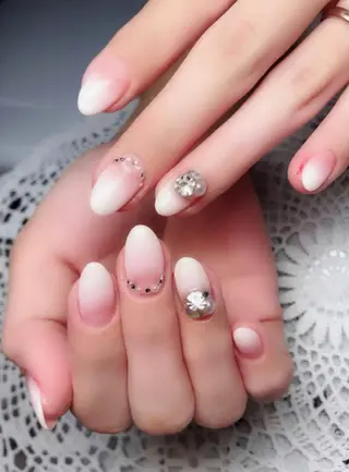 ネイル ゲン レイカのネイルデザイン