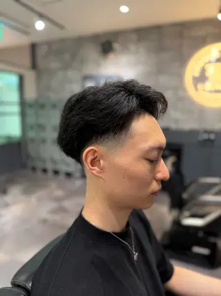 メンズ Frank's  barber LIBERALD所属・トミヤマ シュウトのヘアスタイル
