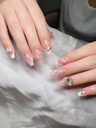 ネイル Lee Nails チップ長さだし専門店のネイルデザイン