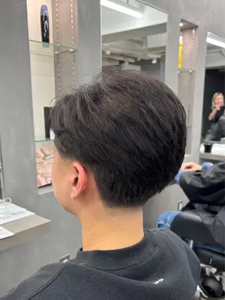 メンズ 【ØVARL】🦁 メンズパーマ/レオのヘアスタイル