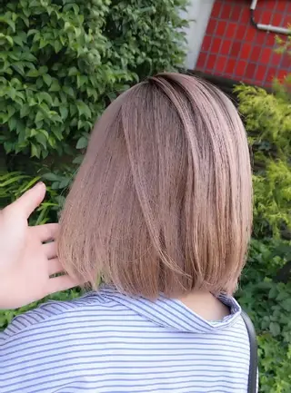 ショート カラー さいとう つかさのヘアスタイル