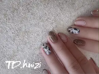 ミディアム めぐみのネイルサロン 惠のネイルデザイン