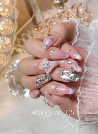 ネイル 23時まで❤︎韓国、 ワンホンネイルのネイルデザイン