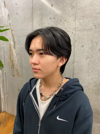 ショート メンズ ✨️艶ハイトーン特化 ✨️佐藤望のヘアスタイル