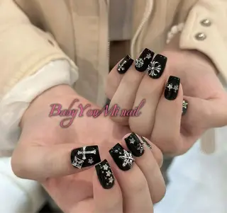 ネイル Oomiya 服部のネイルデザイン