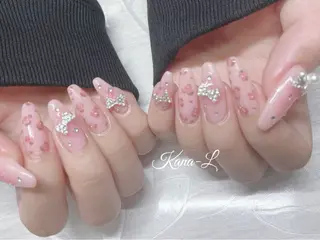 ネイル 芦辺 香奈のネイルデザイン