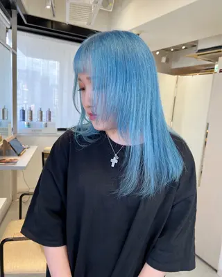 ミディアム デザイン🥇複雑履歴 ハイトーン特化のヘアスタイル