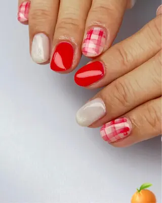 ネイル アトリエみかん所属・MIKA 🍊のネイルデザイン