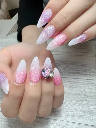 ネイル シェヌネイル JURAのネイルデザイン