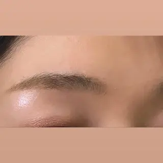 アイブロウ 似合わせカット暖色 カラーhiyonaのヘアスタイル