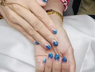 ネイル Ui_Amor (パラジェル)のネイルデザイン