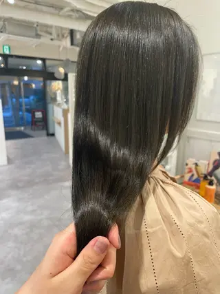 ミディアム CARE ．KOBE所属・京谷 日向のヘアスタイル