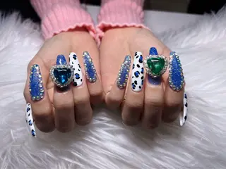 ネイル 💜MIYA nail川崎店のネイルデザイン