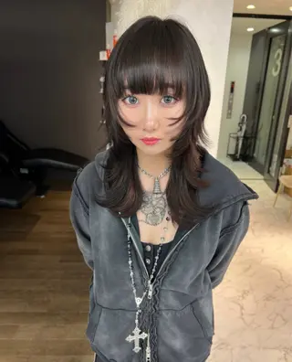 セミロング ブリーチ/ウルフ ハッシュカット/石山のヘアスタイル