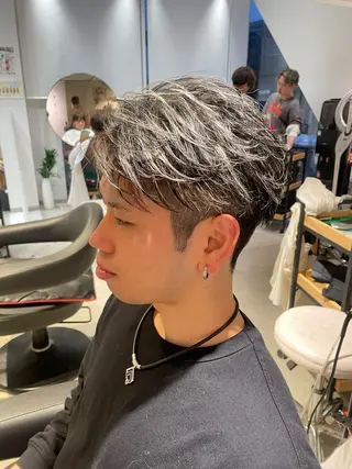 ショート カラー メンズ lumier juriaのヘアスタイル