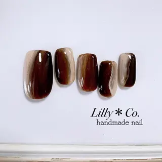 ネイル Lilly Co.のネイルデザイン