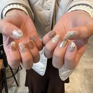 ネイル 【パラジェル認定】 newiネイル京橋のネイルデザイン