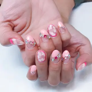 カラー ネイル Q Free nailsのネイルデザイン