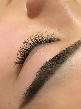 マツエク・マツパ トータルビューティサロンQueenトータルメンズエステking熱海店所属・Queen・ king熱海店のマツエク・マツパデザイン