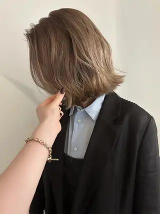 ミディアム 🍑透明感hair ・NENE🍑のヘアスタイル
