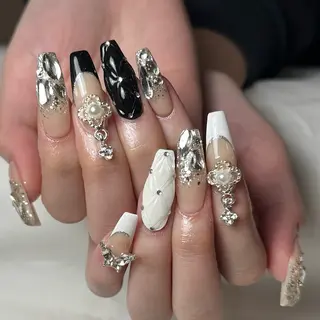 ネイル nail salon LIFE2nd所属・be' Yuhiのネイルデザイン