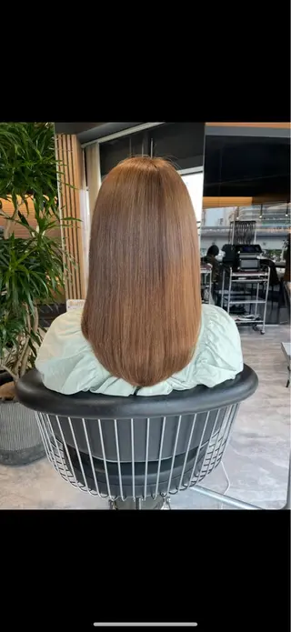 ミディアム レスピア銀座中央通り店所属・酸性ストレート/ 透明感カラー/中村利のヘアスタイル