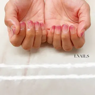 ネイル アイネイルズ所属・早川 梓のネイルデザイン