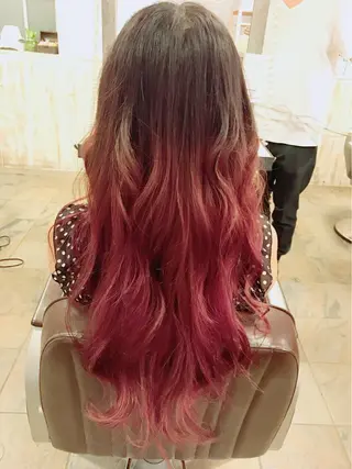 ロング カラー トレンドヘアーに🌈 川村　静香のヘアスタイル