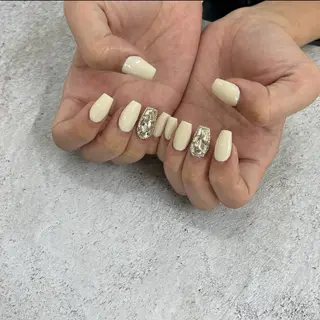 ネイル ＿white所属・_white 上本町のネイルデザイン